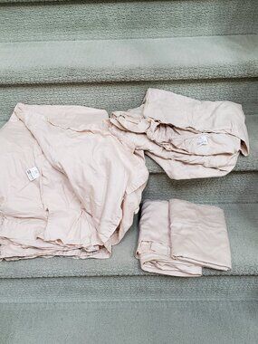 Set of king sheets (flat and fitted sheet + 2 pillowcases)